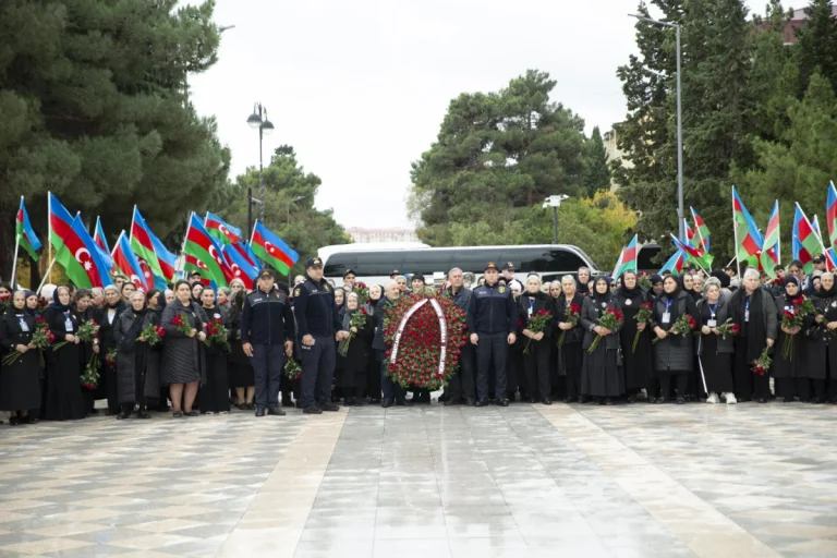 Sumqayıt şəhidləri ailələrinin iştirakı ilə yad edildi
