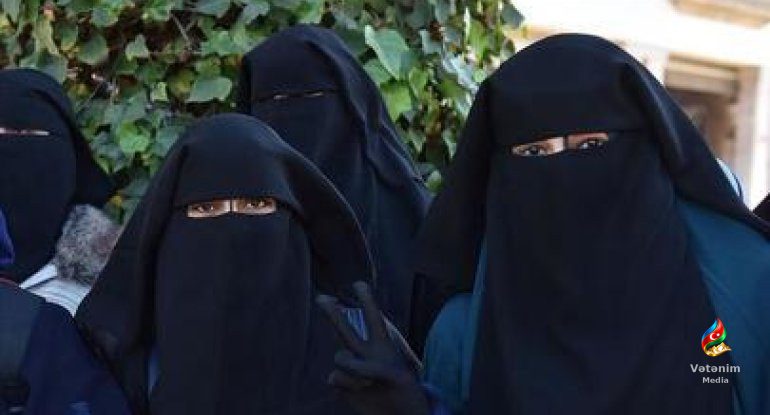 Bu ölkədə niqab qadağan edilir 