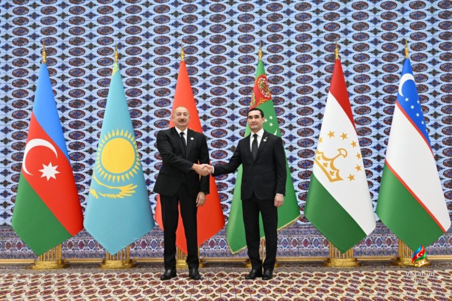 İlham Əliyev Türkmənbaşıda məşvərət görüşündə iştirak edəcək