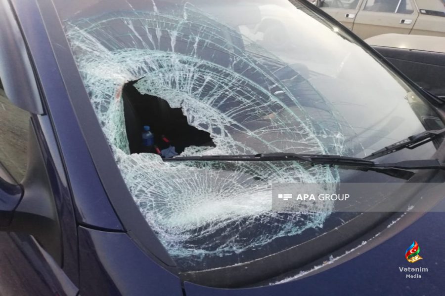 Zaqatalada VAZ-2106 elektrik dirəyinə çırpılıb, sürücü xəsarət alıb