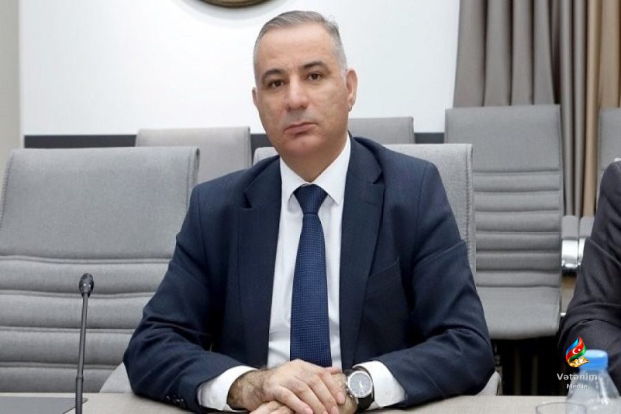 Cəsarət Hüseynzadə: Vahid məktəbli forması sosial fərqlərin önünə keçir