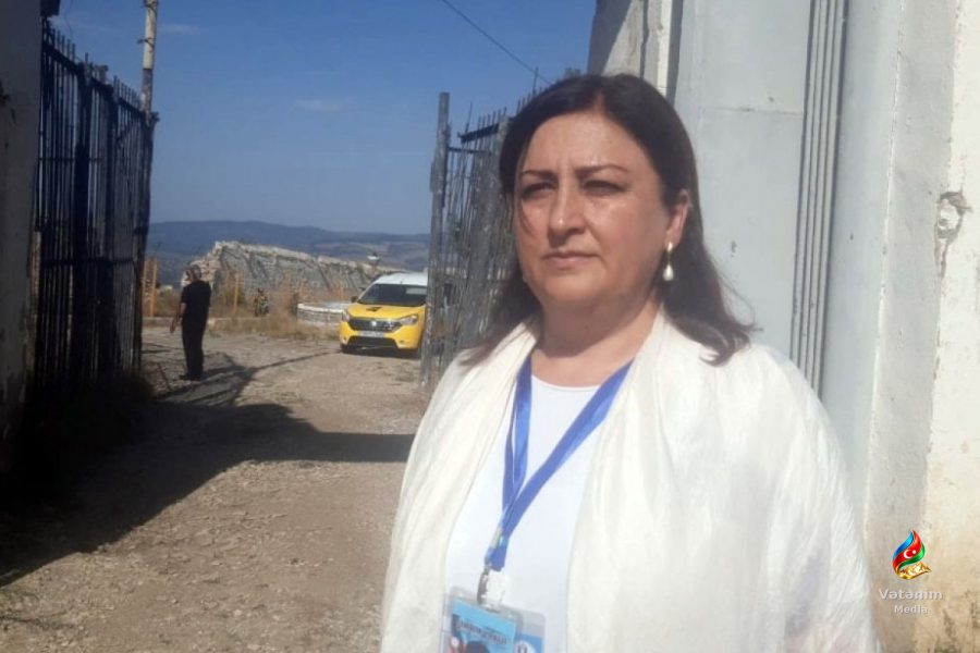 Könül Behbudova məktəb geyim qaydalarına əməl etməyə çağırıb
