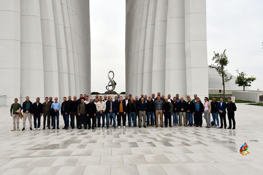 NATO təliminin iştirakçıları Bakıda Heydər Əliyev Mərkəzi və Zəfər Muzeyini ziyarət ediblər