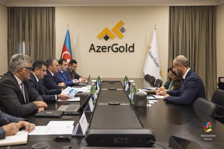 AzerGold və AİB Filizçay, HBI kompleksi və digər layihələri müzakirə edib