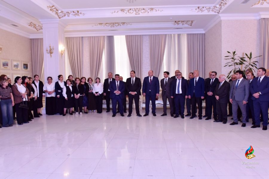 Sumqayıtda energetiklərin bir qrupuna fəxri fərman verilib