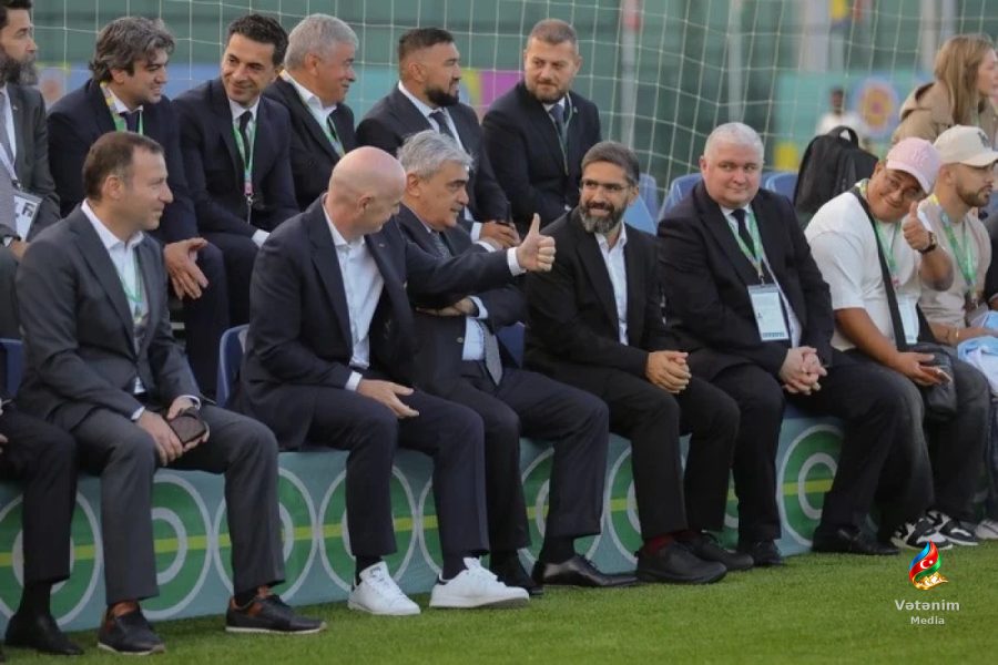 İnfantino Hövsan Yarış Kompleksində U-15 turnirinin oyunlarını izləyib