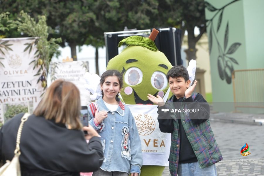 Zeytun Festivalında yerli istehsalçıların məhsulları nümayiş etdirilir