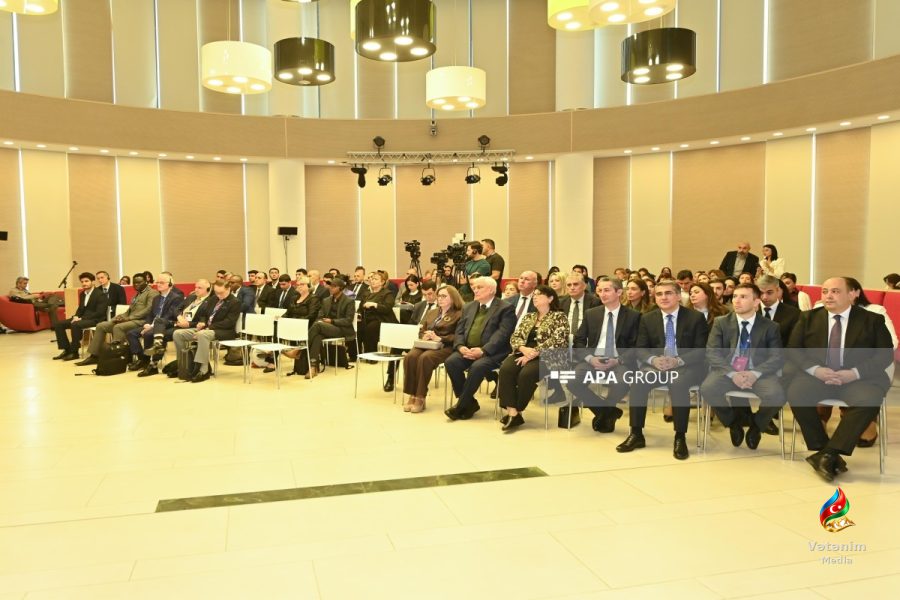 Forumda təhsil və rəqəmsal transformasiyanın mədəniyyətlərarası dialoqa təsiri müzakirə olunub