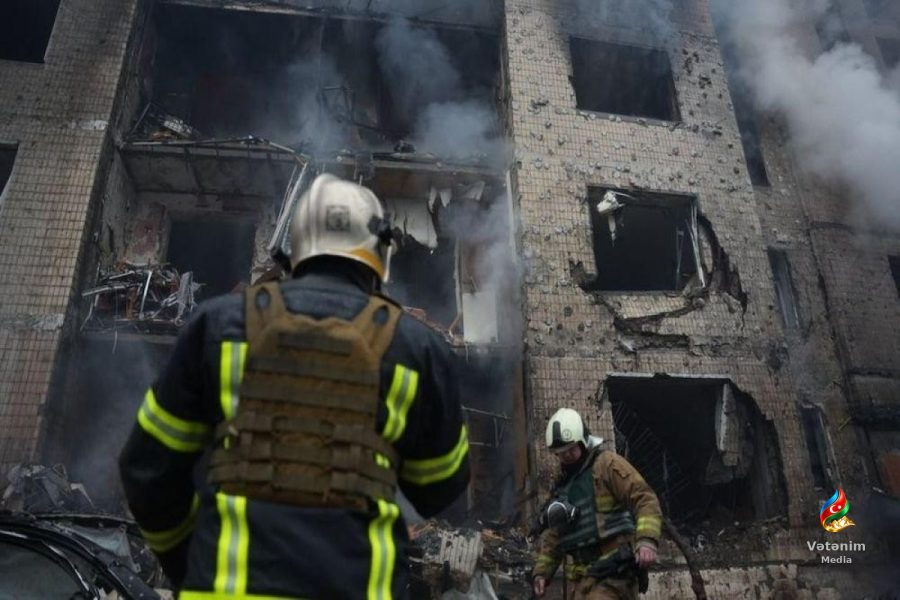 Kiyevə ballistik raket hücumunda bir nəfər ölüb