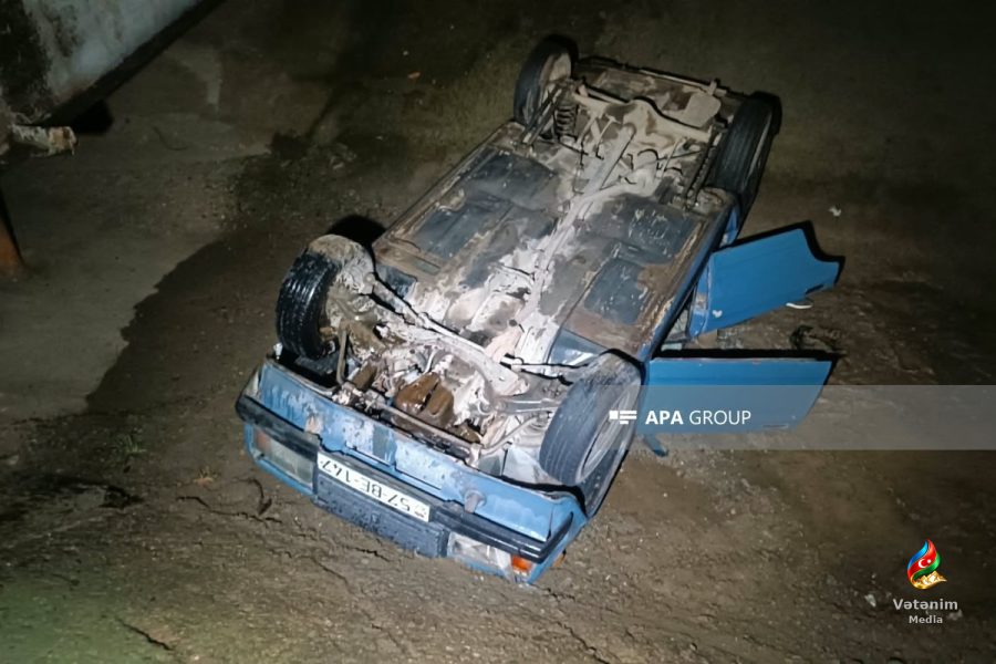 Tovuzda avtomobil su kanalına aşıb: dörd nəfər xəsarət alıb