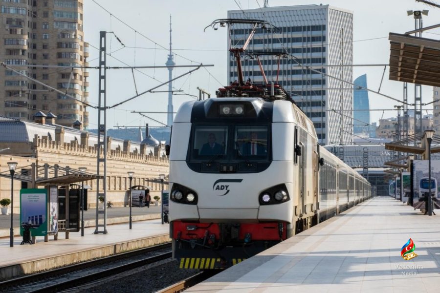 Bakı–Tbilisi–Bakı qatarında əlavə reyslər: biletlər 36 manatdan başlayacaq