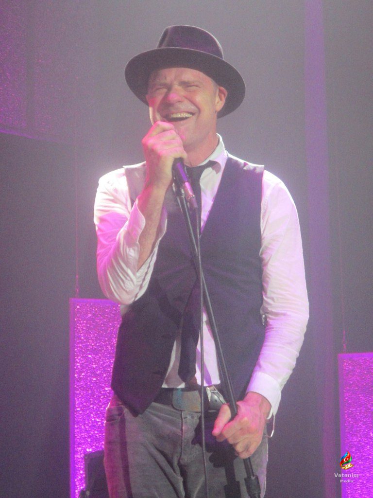 Gord Downie: 2017-ci il oktyabrın 17-də vəfat edən kanadalı musiqiçi